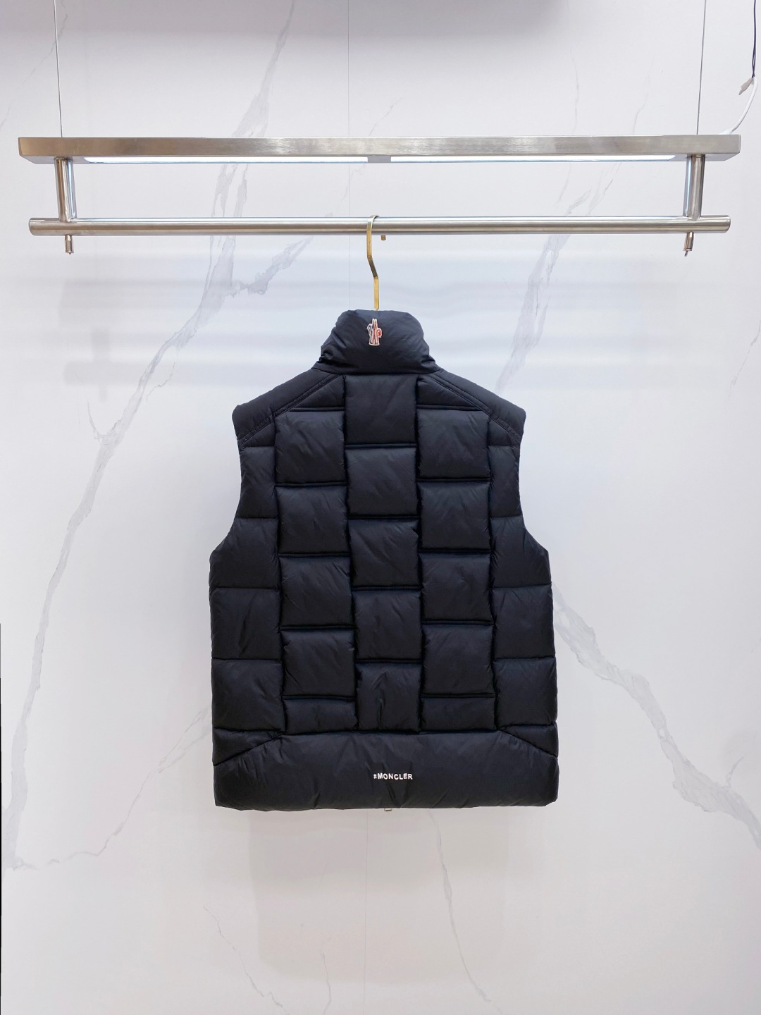 Moncler 蒙口🆕🆕🆕25年冬季新款羽绒马甲立领羽绒马甲，原版订制五金配件，采用顶级90白鸭绒超柔软