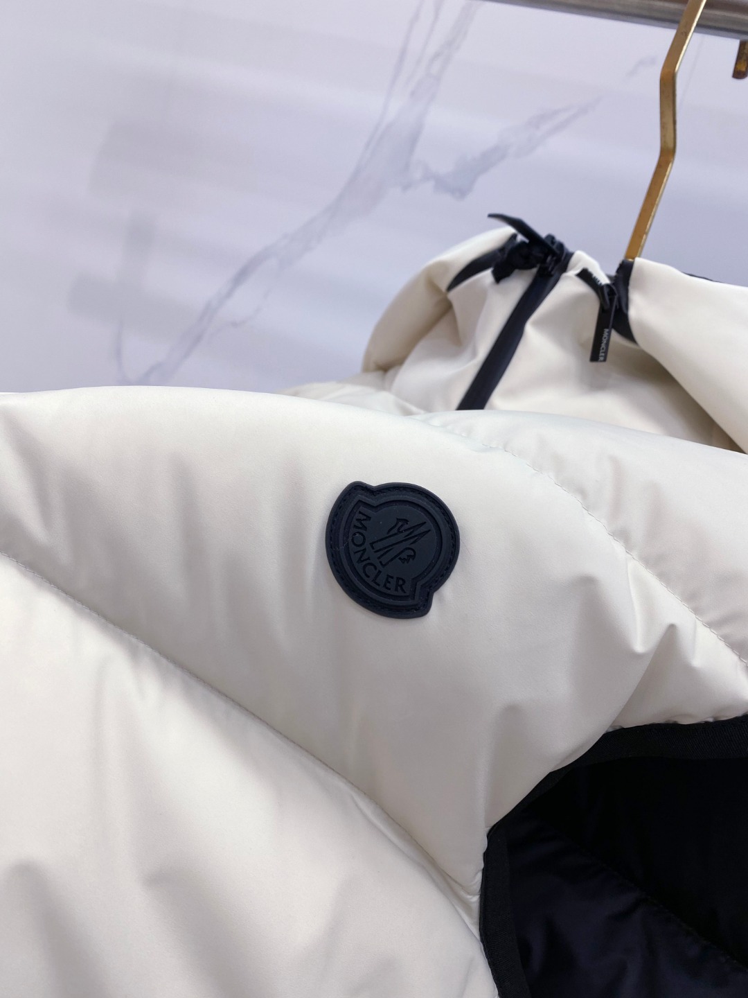 Moncler Valmasque蒙口男士可拆卸兜帽羽绒马甲.原版购入开发.特级鹅绒填充➕原厂替换面料➕