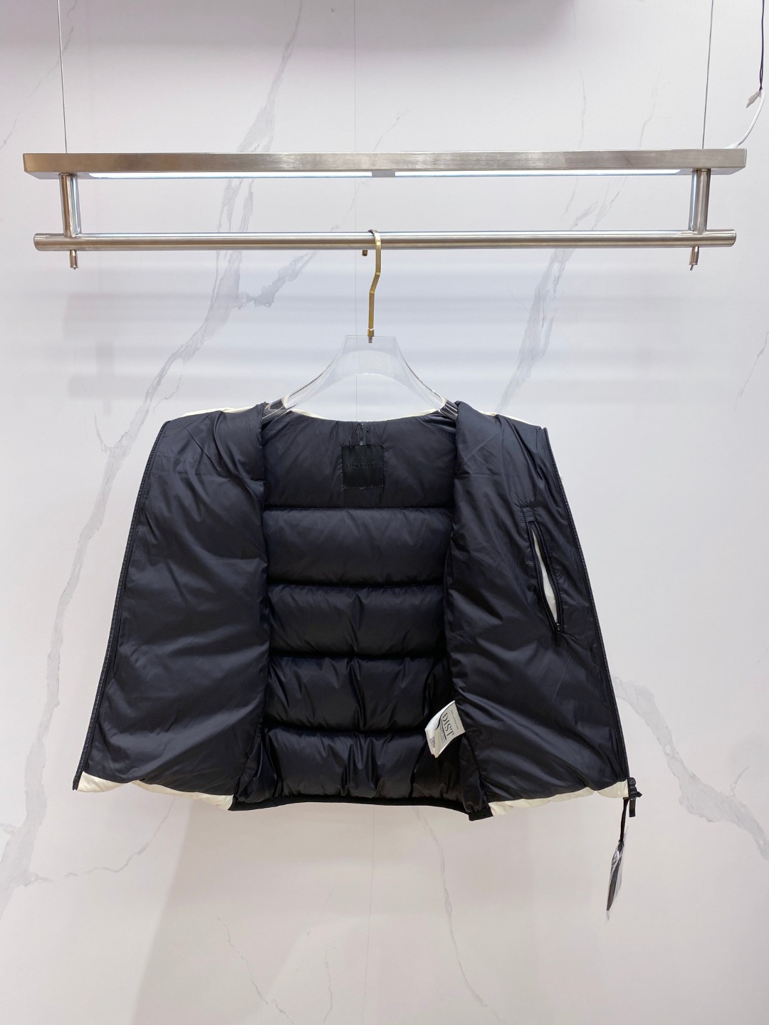 Moncler Valmasque蒙口男士可拆卸兜帽羽绒马甲.原版购入开发.特级鹅绒填充➕原厂替换面料➕