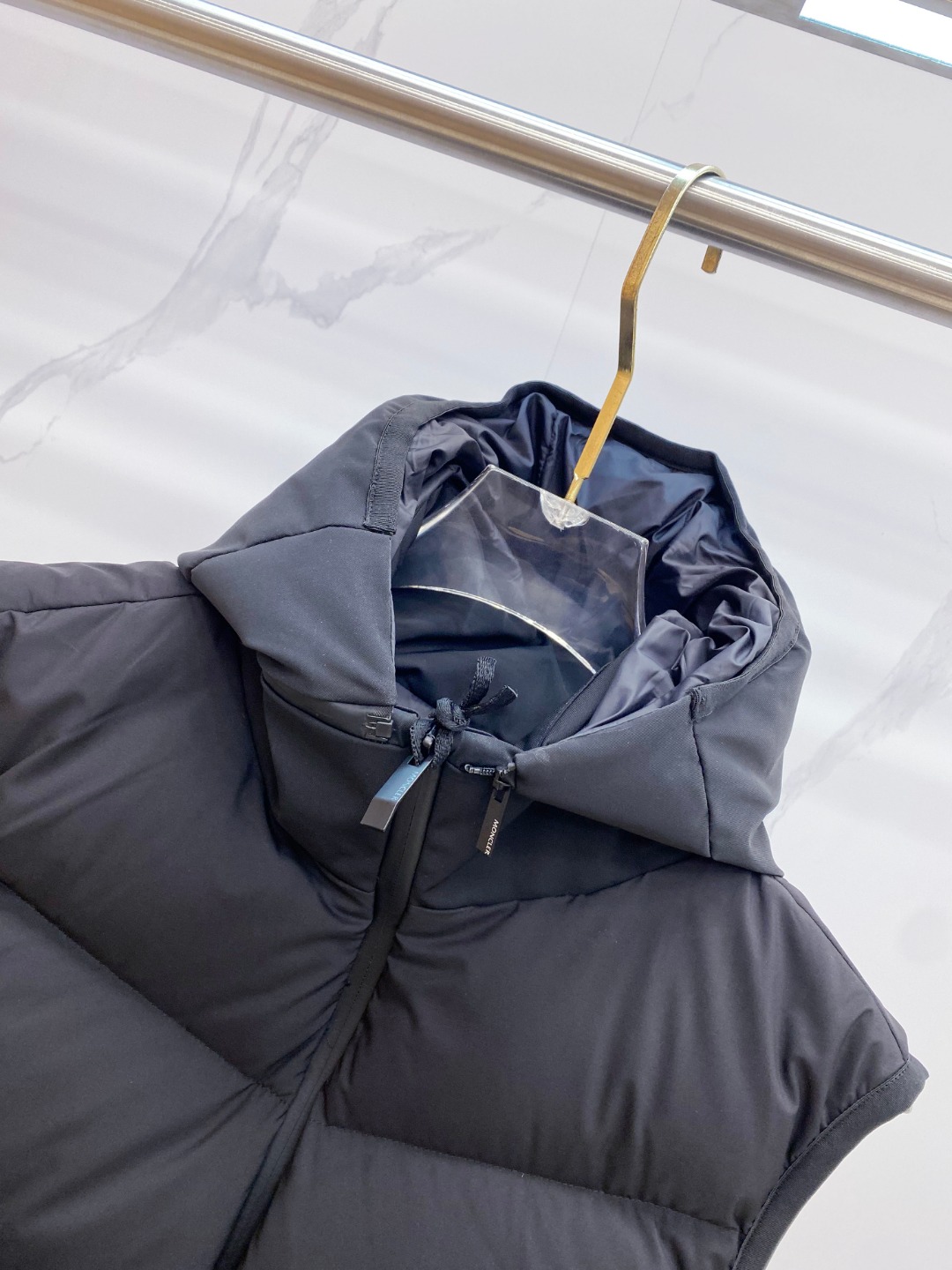 Moncler Valmasque蒙口男士可拆卸兜帽羽绒马甲.原版购入开发.特级鹅绒填充➕原厂替换面料➕