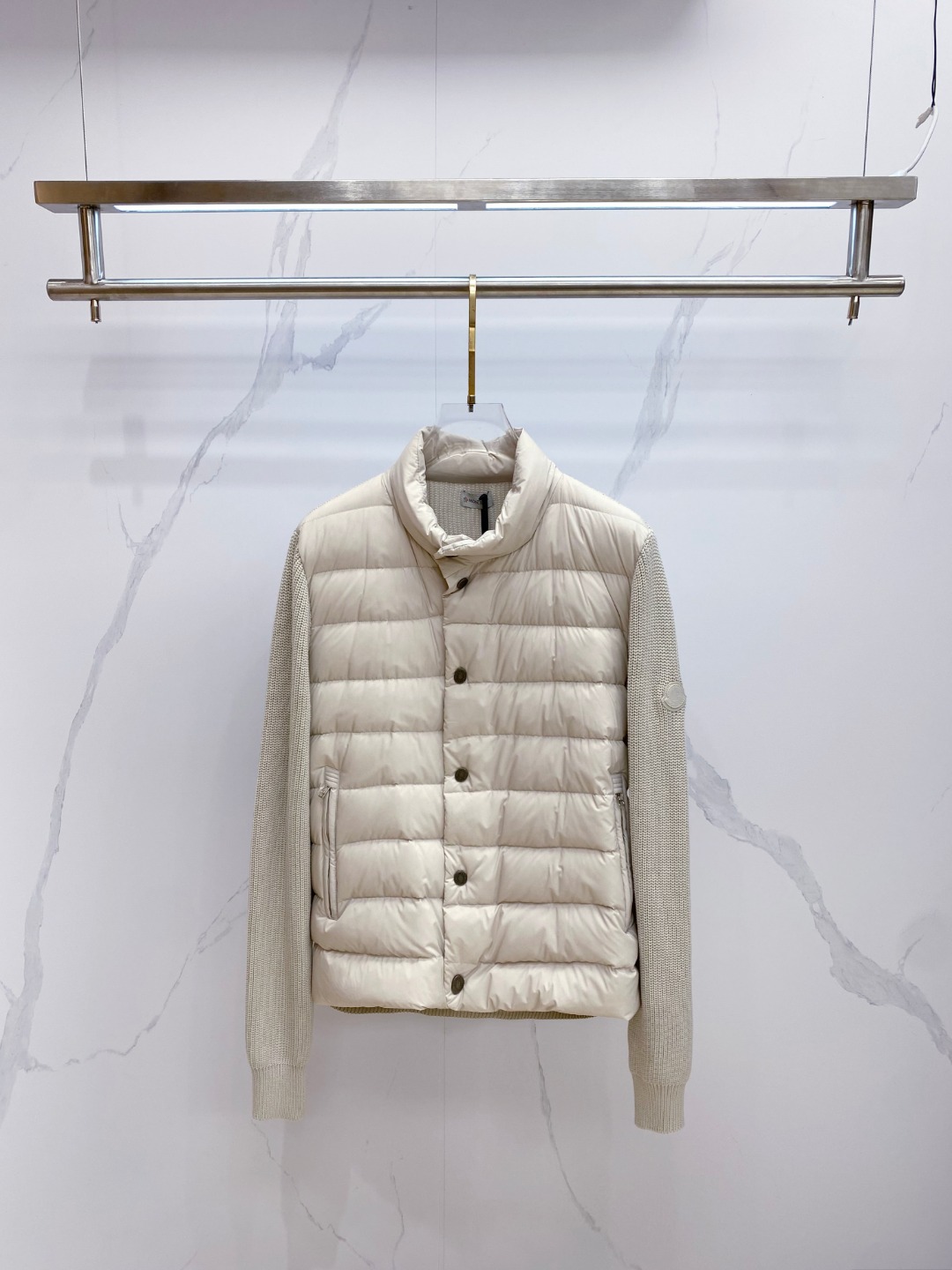 Moncler 蒙口 2025年秋冬新款羽绒服，针织拼接羽绒服采用新国标95白鸭绒，秋冬新品内搭神器！在