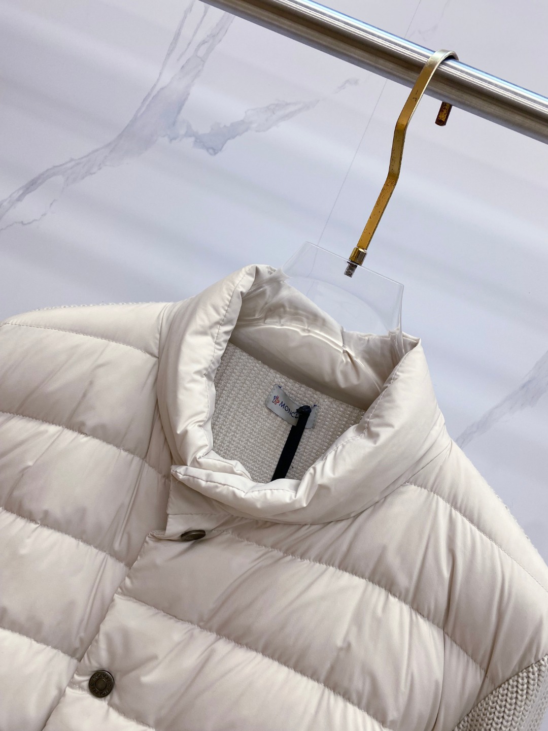 Moncler 蒙口 2025年秋冬新款羽绒服，针织拼接羽绒服采用新国标95白鸭绒，秋冬新品内搭神器！在