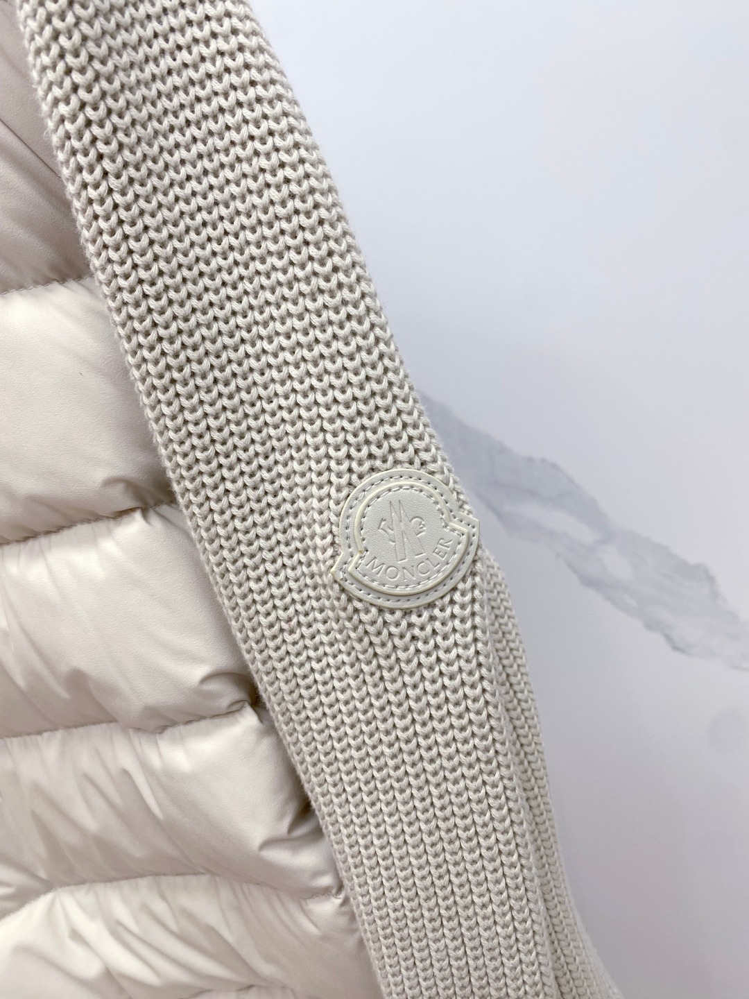 Moncler 蒙口 2025年秋冬新款羽绒服，针织拼接羽绒服采用新国标95白鸭绒，秋冬新品内搭神器！在