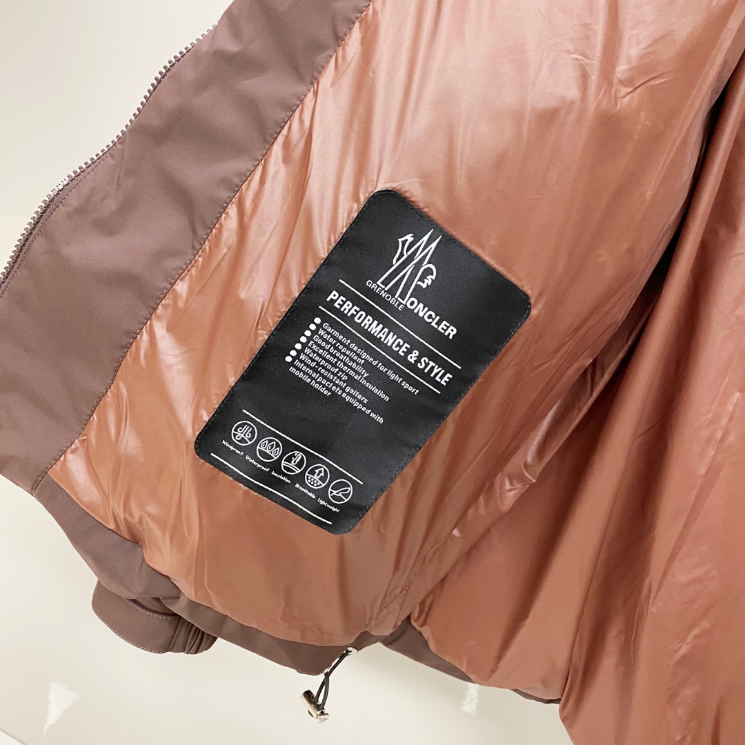 特级羽绒⬆️Moncler Matt Black3144欧洲限定款.2025全新重工机甲风异型裁剪立领羽