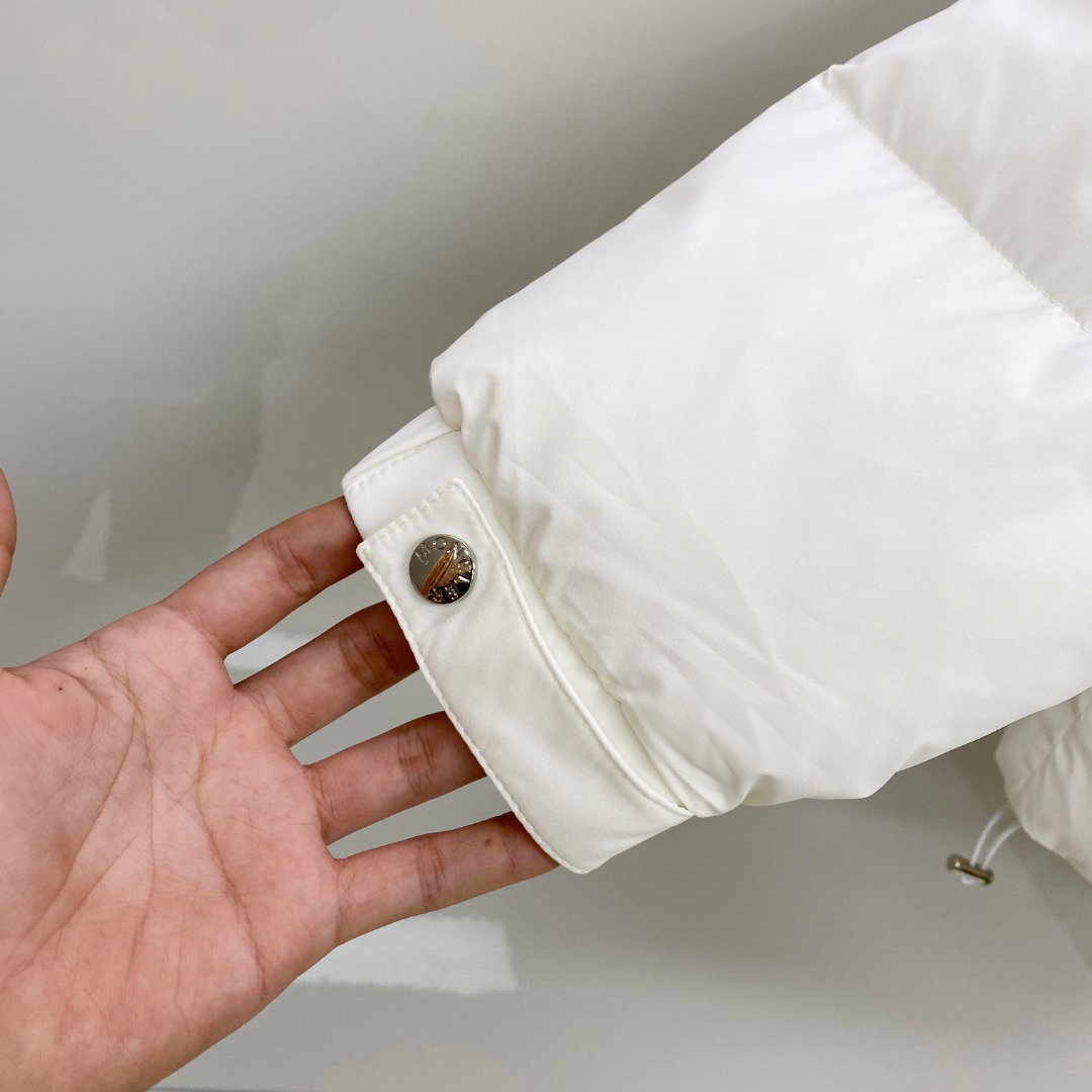 特级羽绒⬆️Moncler Matt Black3144欧洲限定款.2025全新重工机甲风异型裁剪立领羽