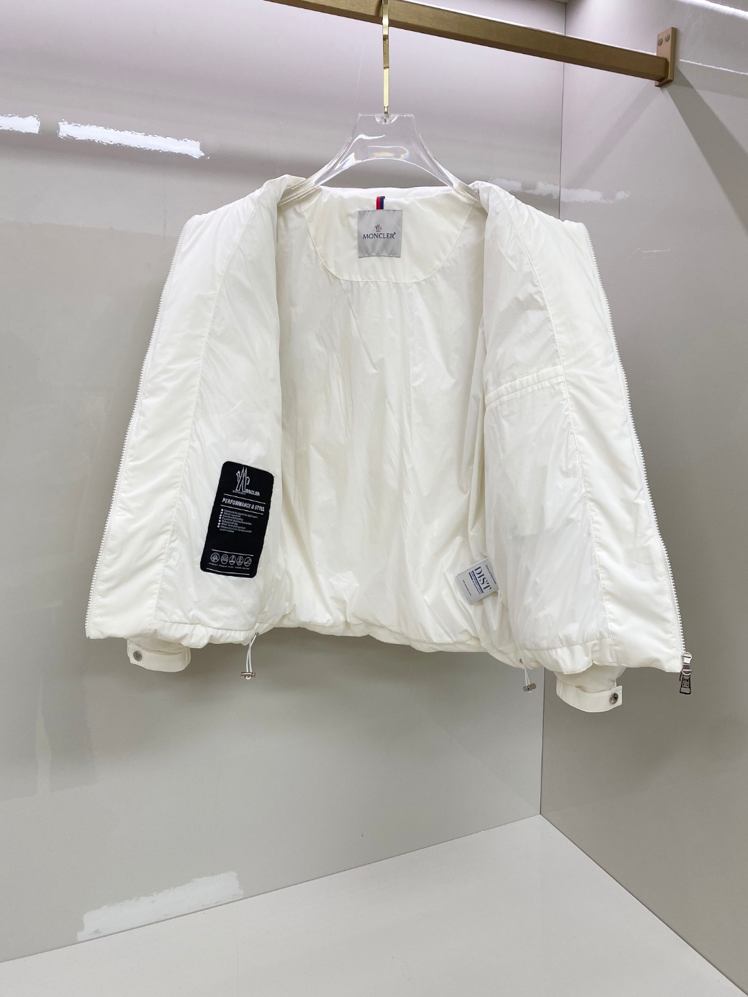 特级羽绒⬆️Moncler Matt Black3144欧洲限定款.2025全新重工机甲风异型裁剪立领羽