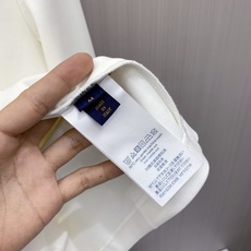 2026ss早秋最新款休闲打底 高端品质 版型面料五金都是专柜1:1定制 面料是用的100%液氨空气层棉面料 身上帅气有 2026ss早秋最新款休闲打底 高端品质 版型面料五金都是专柜1:1定制 面料是用的100%液氨空气层棉面料 身上帅气有
