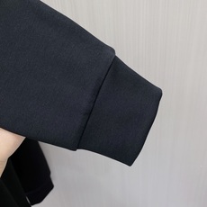 2026ss早秋最新款休闲打底 高端品质 版型面料五金都是专柜1:1定制 面料是用的100%液氨空气层棉面料 身上帅气有 2026ss早秋最新款休闲打底 高端品质 版型面料五金都是专柜1:1定制 面料是用的100%液氨空气层棉面料 身上帅气有