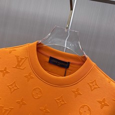 2026ss早秋最新款休闲打底 高端品质 版型面料五金都是专柜1:1定制 面料是用的100%液氨空气层棉面料 身上帅气有 2026ss早秋最新款休闲打底 高端品质 版型面料五金都是专柜1:1定制 面料是用的100%液氨空气层棉面料 身上帅气有
