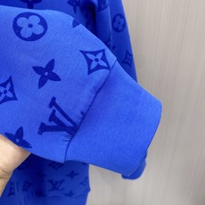 2026ss早秋最新款休闲打底 高端品质 版型面料五金都是专柜1:1定制 面料是用的100%液氨空气层棉面料 身上帅气有 2026ss早秋最新款休闲打底 高端品质 版型面料五金都是专柜1:1定制 面料是用的100%液氨空气层棉面料 身上帅气有