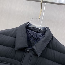 爆款羽绒服 2026新品 新款羽绒服秀场新品,品相非常完美, 内里90%白鹅绒填充,舒适保暖,色泽饱满诱人,非常出彩的设 爆款羽绒服 2026新品 新款羽绒服秀场新品,品相非常完美, 内里90%白鹅绒填充,舒适保暖,色泽饱满诱人,非常出彩的设