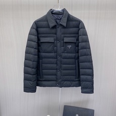 爆款羽绒服 2026新品 新款羽绒服秀场新品,品相非常完美, 内里90%白鹅绒填充,舒适保暖,色泽饱满诱人,非常出彩的设 爆款羽绒服 2026新品 新款羽绒服秀场新品,品相非常完美, 内里90%白鹅绒填充,舒适保暖,色泽饱满诱人,非常出彩的设