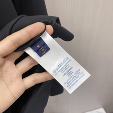 2026ss早秋最新款休闲打底 高端品质 版型面料五金都是专柜1:1定制 面料是用的100%液氨空气层棉面料 身上帅气有 2026ss早秋最新款休闲打底 高端品质 版型面料五金都是专柜1:1定制 面料是用的100%液氨空气层棉面料 身上帅气有