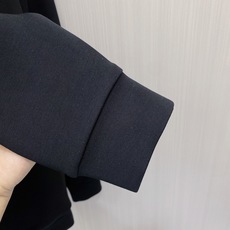 2026ss早秋最新款休闲打底 高端品质 版型面料五金都是专柜1:1定制 面料是用的100%液氨空气层棉面料 身上帅气有 2026ss早秋最新款休闲打底 高端品质 版型面料五金都是专柜1:1定制 面料是用的100%液氨空气层棉面料 身上帅气有