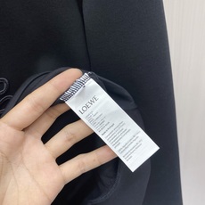2026ss早秋最新款休闲打底 高端品质 版型面料五金都是专柜1:1定制 面料是用的100%液氨空气层棉面料 身上帅气有 2026ss早秋最新款休闲打底 高端品质 版型面料五金都是专柜1:1定制 面料是用的100%液氨空气层棉面料 身上帅气有