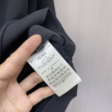 2026ss早秋最新款休闲打底 高端品质 版型面料五金都是专柜1:1定制 面料是用的100%液氨空气层棉面料 身上帅气有 2026ss早秋最新款休闲打底 高端品质 版型面料五金都是专柜1:1定制 面料是用的100%液氨空气层棉面料 身上帅气有