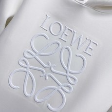 2026ss早秋最新款休闲打底 高端品质 版型面料五金都是专柜1:1定制 面料是用的100%液氨空气层棉面料 身上帅气有 2026ss早秋最新款休闲打底 高端品质 版型面料五金都是专柜1:1定制 面料是用的100%液氨空气层棉面料 身上帅气有