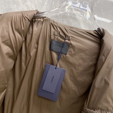 爆款羽绒服 2026新品 新款羽绒服秀场新品,品相非常完美, 内里90%白鹅绒填充,舒适保暖,色泽饱满诱人,非常出彩的设 爆款羽绒服 2026新品 新款羽绒服秀场新品,品相非常完美, 内里90%白鹅绒填充,舒适保暖,色泽饱满诱人,非常出彩的设