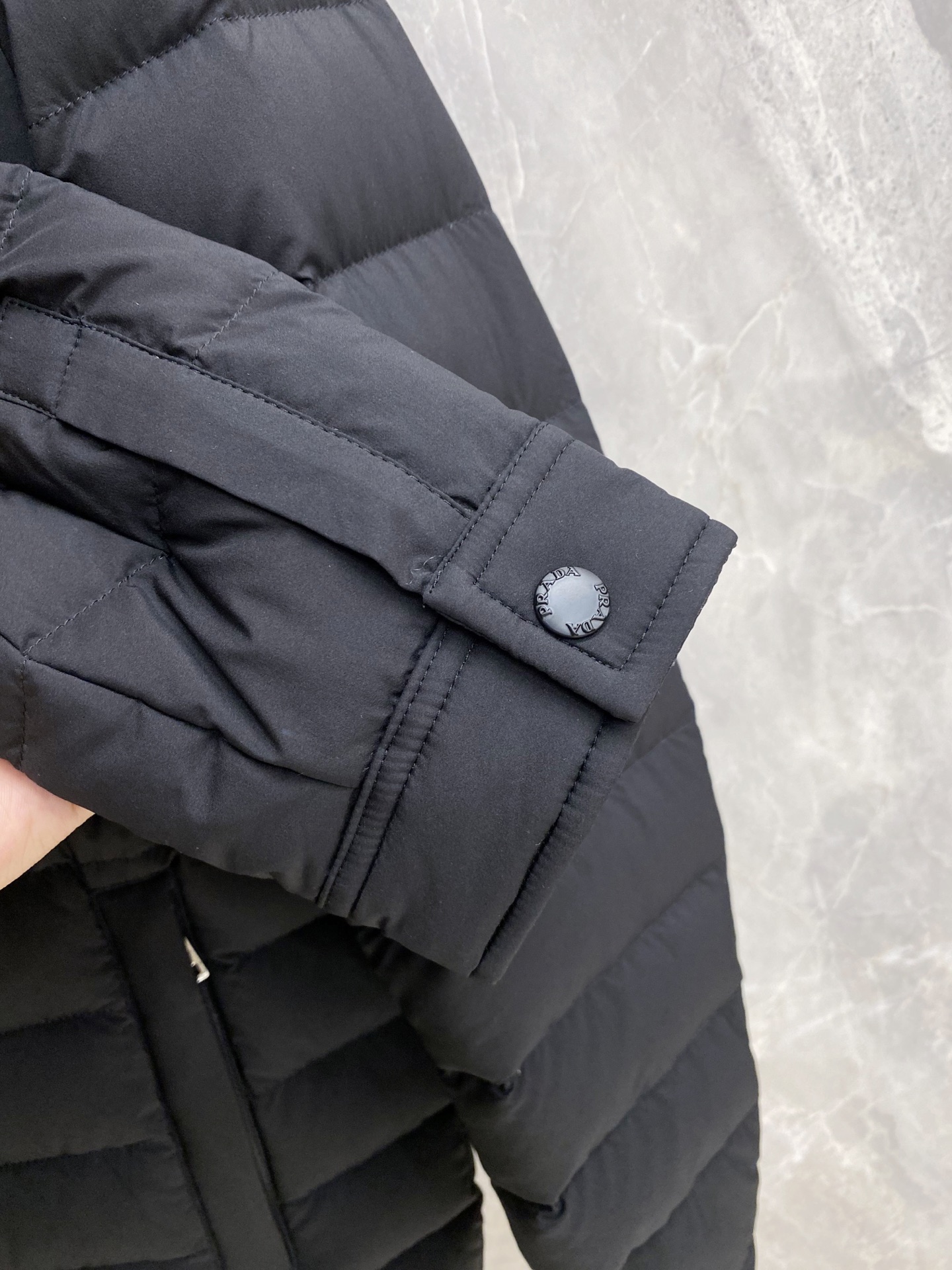 爆款羽绒服 2026新品 新款羽绒服秀场新品,品相非常完美, 内里90%白鹅绒填充,舒适保暖,色泽饱满诱人,非常出彩的设 爆款羽绒服 2026新品 新款羽绒服秀场新品,品相非常完美, 内里90%白鹅绒填充,舒适保暖,色泽饱满诱人,非常出彩的设