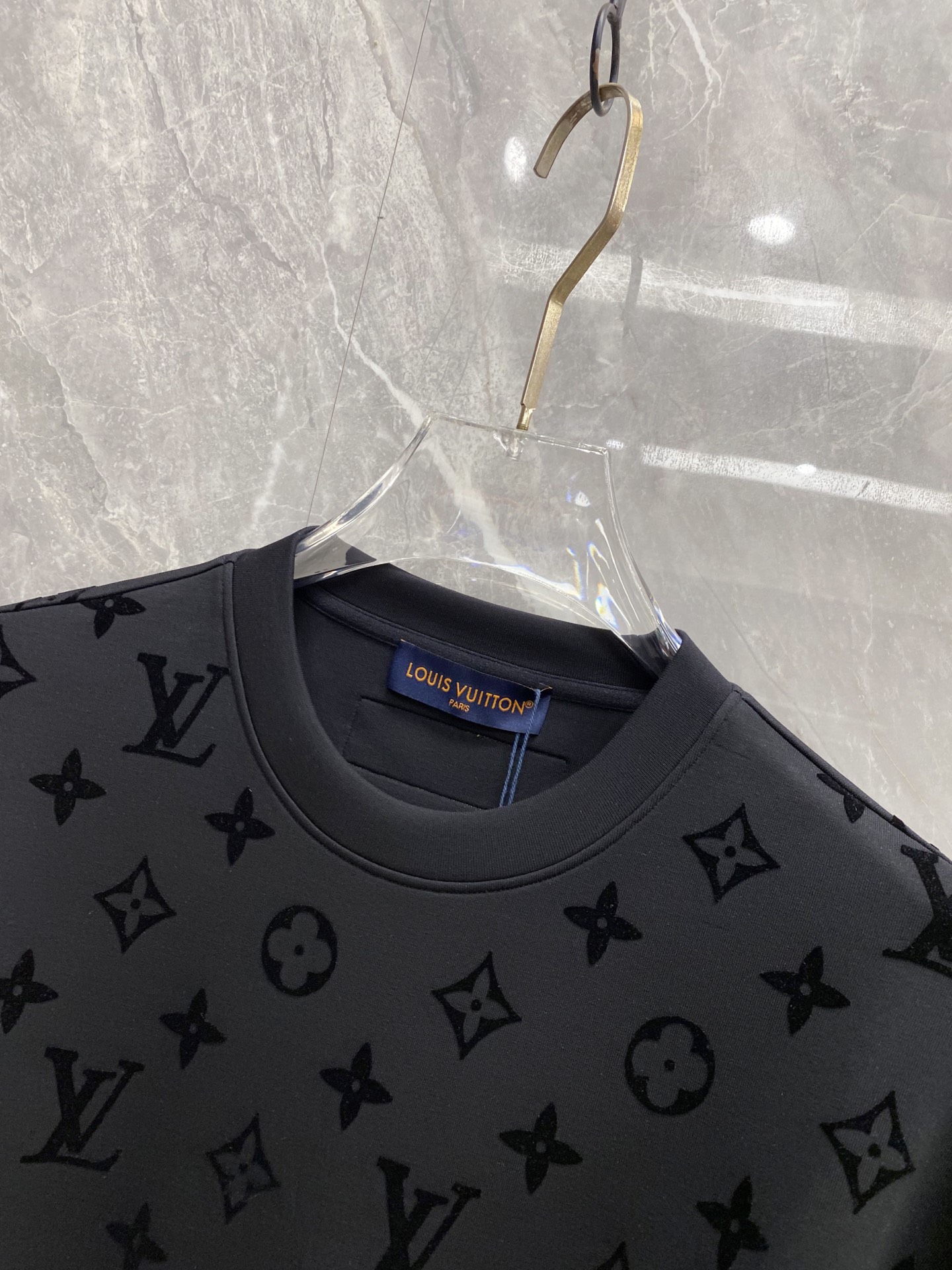 2026ss早秋最新款休闲打底 高端品质 版型面料五金都是专柜1:1定制 面料是用的100%液氨空气层棉面料 身上帅气有 2026ss早秋最新款休闲打底 高端品质 版型面料五金都是专柜1:1定制 面料是用的100%液氨空气层棉面料 身上帅气有