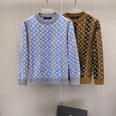 2026秋冬新款羊毛毛衣 高品质意大利进口羊毛混纺面料,高密度针织,时尚百搭毛衣,帅气十足。经典Logo标志 更耐穿更加 2026秋冬新款羊毛毛衣 高品质意大利进口羊毛混纺面料,高密度针织,时尚百搭毛衣,帅气十足。经典Logo标志 更耐穿更加