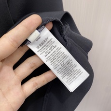 2026ss早秋最新款休闲打底 高端品质 版型面料五金都是专柜1:1定制 面料是用的100%液氨空气层棉面料 身上帅气有 2026ss早秋最新款休闲打底 高端品质 版型面料五金都是专柜1:1定制 面料是用的100%液氨空气层棉面料 身上帅气有
