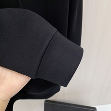 2026ss早秋最新款休闲打底 高端品质 版型面料五金都是专柜1:1定制 面料是用的100%液氨空气层棉面料 身上帅气有 2026ss早秋最新款休闲打底 高端品质 版型面料五金都是专柜1:1定制 面料是用的100%液氨空气层棉面料 身上帅气有