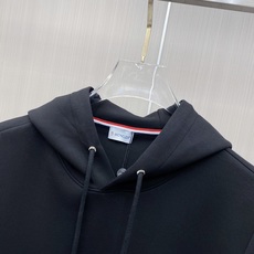 2026ss早秋最新款休闲打底 高端品质 版型面料五金都是专柜1:1定制 面料是用的100%液氨空气层棉面料 身上帅气有 2026ss早秋最新款休闲打底 高端品质 版型面料五金都是专柜1:1定制 面料是用的100%液氨空气层棉面料 身上帅气有