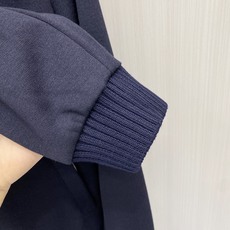 专柜🆕 2026早秋新款休闲套装!专柜同步。细节精致高级,品牌l织带高级感满满。更显年轻活力,定制高端面料,上身挺括有型 专柜🆕 2026早秋新款休闲套装!专柜同步。细节精致高级,品牌l织带高级感满满。更显年轻活力,定制高端面料,上身挺括有型