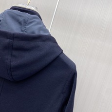 专柜🆕 2026早秋新款休闲套装!专柜同步。细节精致高级,品牌l织带高级感满满。更显年轻活力,定制高端面料,上身挺括有型 专柜🆕 2026早秋新款休闲套装!专柜同步。细节精致高级,品牌l织带高级感满满。更显年轻活力,定制高端面料,上身挺括有型