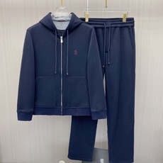 专柜🆕 2026早秋新款休闲套装!专柜同步。细节精致高级,品牌l织带高级感满满。更显年轻活力,定制高端面料,上身挺括有型 专柜🆕 2026早秋新款休闲套装!专柜同步。细节精致高级,品牌l织带高级感满满。更显年轻活力,定制高端面料,上身挺括有型
