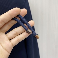 专柜🆕 2026早秋新款休闲套装!专柜同步。细节精致高级,品牌l织带高级感满满。更显年轻活力,定制高端面料,上身挺括有型 专柜🆕 2026早秋新款休闲套装!专柜同步。细节精致高级,品牌l织带高级感满满。更显年轻活力,定制高端面料,上身挺括有型