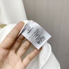 2026ss早秋最新款休闲打底 高端品质 版型面料五金都是专柜1:1定制 面料是用的100%液氨空气层棉面料 身上帅气有 2026ss早秋最新款休闲打底 高端品质 版型面料五金都是专柜1:1定制 面料是用的100%液氨空气层棉面料 身上帅气有