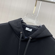 2026ss早秋最新款休闲打底 高端品质 版型面料五金都是专柜1:1定制 面料是用的100%液氨空气层棉面料 身上帅气有 2026ss早秋最新款休闲打底 高端品质 版型面料五金都是专柜1:1定制 面料是用的100%液氨空气层棉面料 身上帅气有