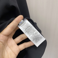2026ss早秋最新款休闲打底 高端品质 版型面料五金都是专柜1:1定制 面料是用的100%液氨空气层棉面料 身上帅气有 2026ss早秋最新款休闲打底 高端品质 版型面料五金都是专柜1:1定制 面料是用的100%液氨空气层棉面料 身上帅气有