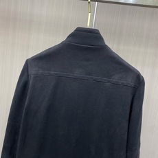 2026秋冬新款棉服冲锋衣,配备原版五金,选用G‑TEX功能性面料,拥有优秀的防风防水表现。压胶密封口袋,帽口支持调节, 2026秋冬新款棉服冲锋衣,配备原版五金,选用G‑TEX功能性面料,拥有优秀的防风防水表现。压胶密封口袋,帽口支持调节,