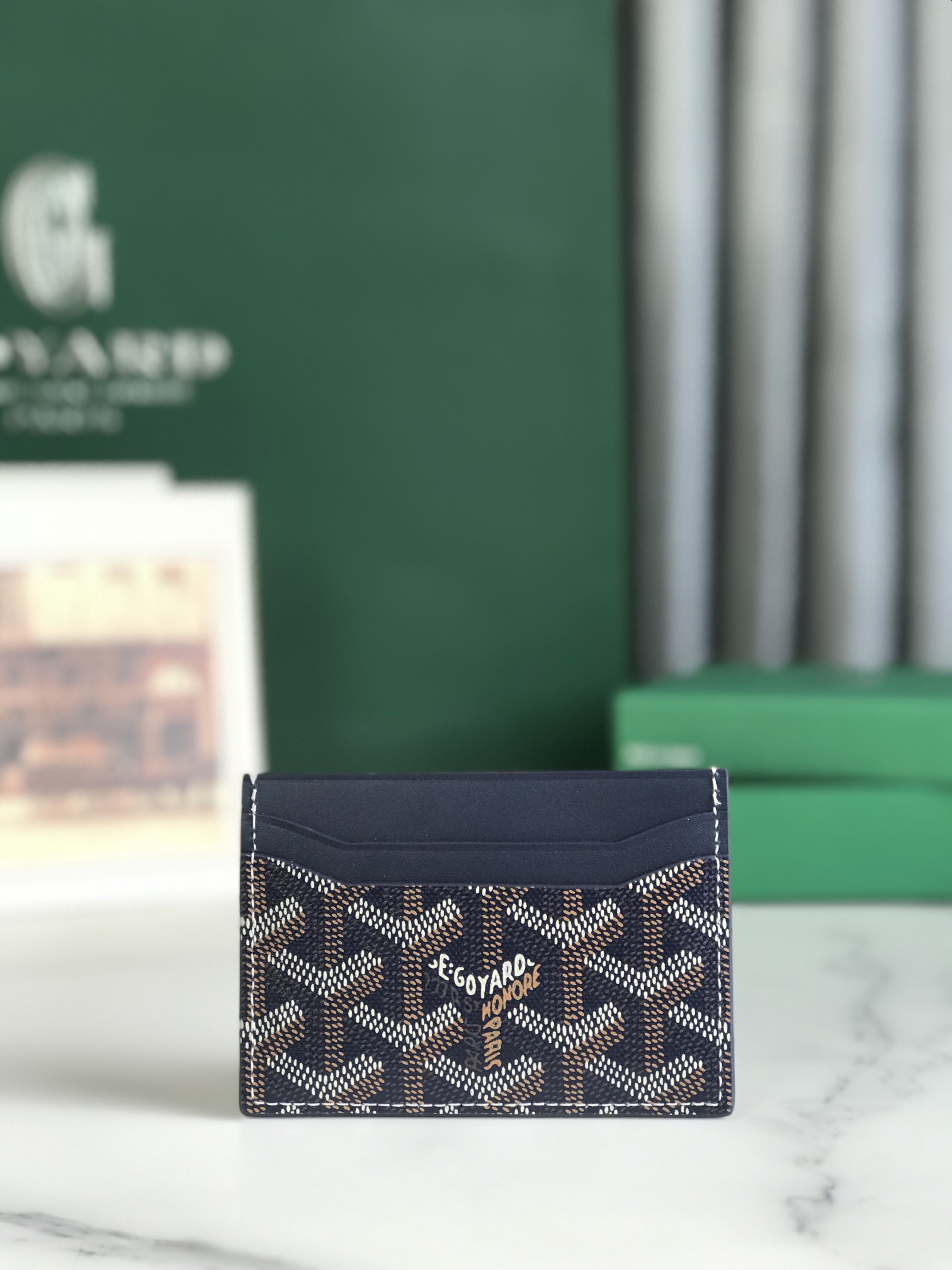 NO:211420,, Exclusive Background SAINT-SULPICE classic double-sided insertion bag card clip, with a compact design, with a total of 5 card insertion positions, and the middle pocket can store cards, ID cards or folded banknotes. The compact design is just right for putting in a jacket or pants pocket. It is practical and lightweight, suitable for light travel!  size10.5*7.3 (cm) 020601, Goya, loro piana, saint laurent, jackets & coats19860909,独家背景 SAINT-SULPICE经典双面插袋卡夹,设计小巧紧凑,共有5个插卡位置,其中部口袋可存放卡片、证件或折叠的纸钞.袖珍小巧的设计正好适合放入夹克或裤子口袋.实用轻便,适合轻装出行！ size10.5*7.3（cm） 020601,戈雅,loro piana,saint laurent,jackets & coats,Bag