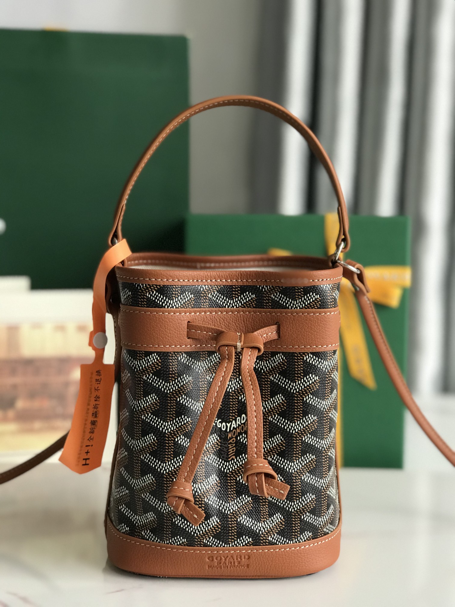 PETIT FLOT MINI Bucket Bag, Lightweight Crossbody, 12x10.5x17.5cm 2 i1750922631 2782 5