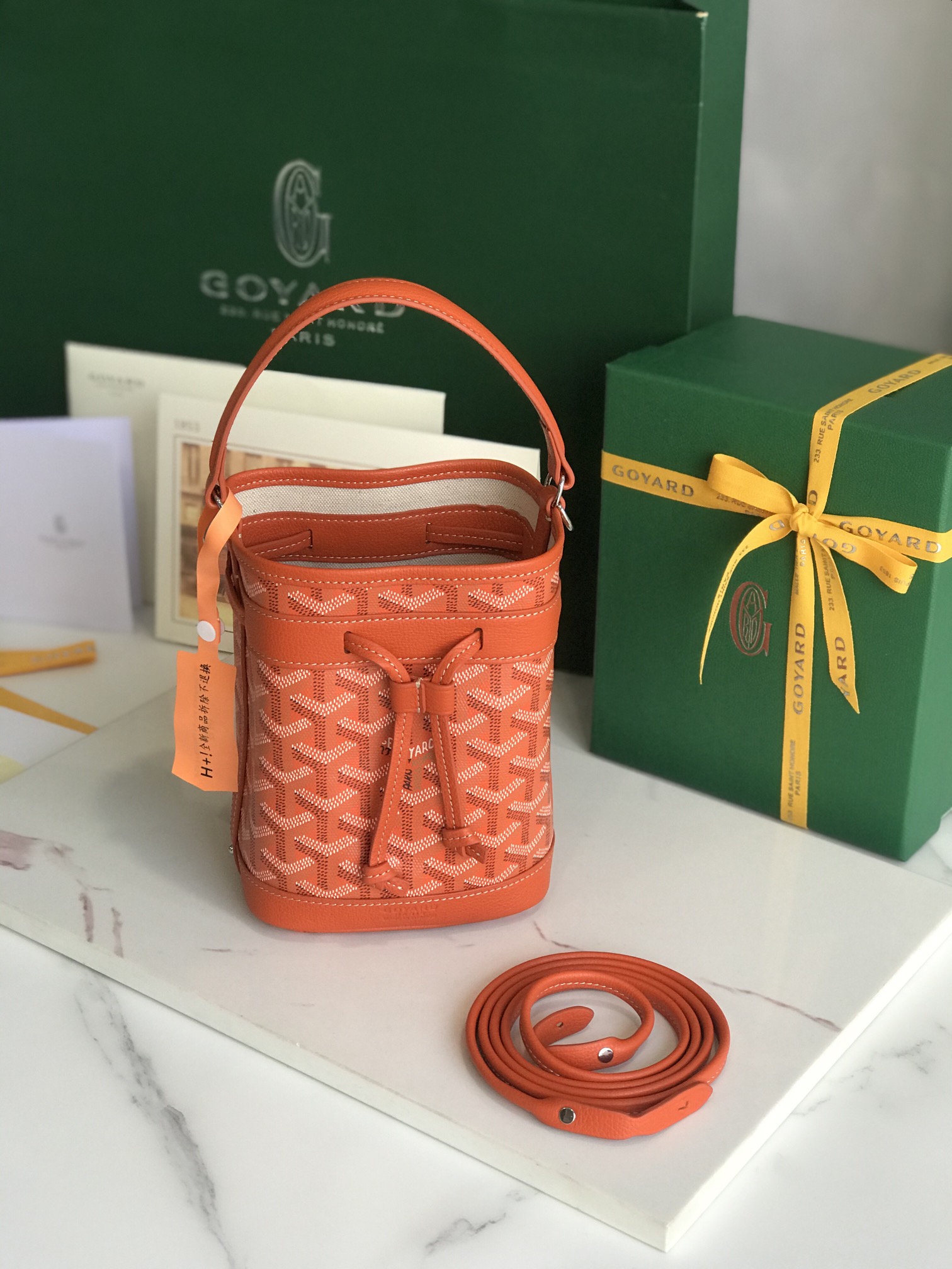 PETIT FLOT MINI Bucket Bag, Lightweight Leather Crossbody, 12x10.5x17.5cm 10 i1750922858 6164 6