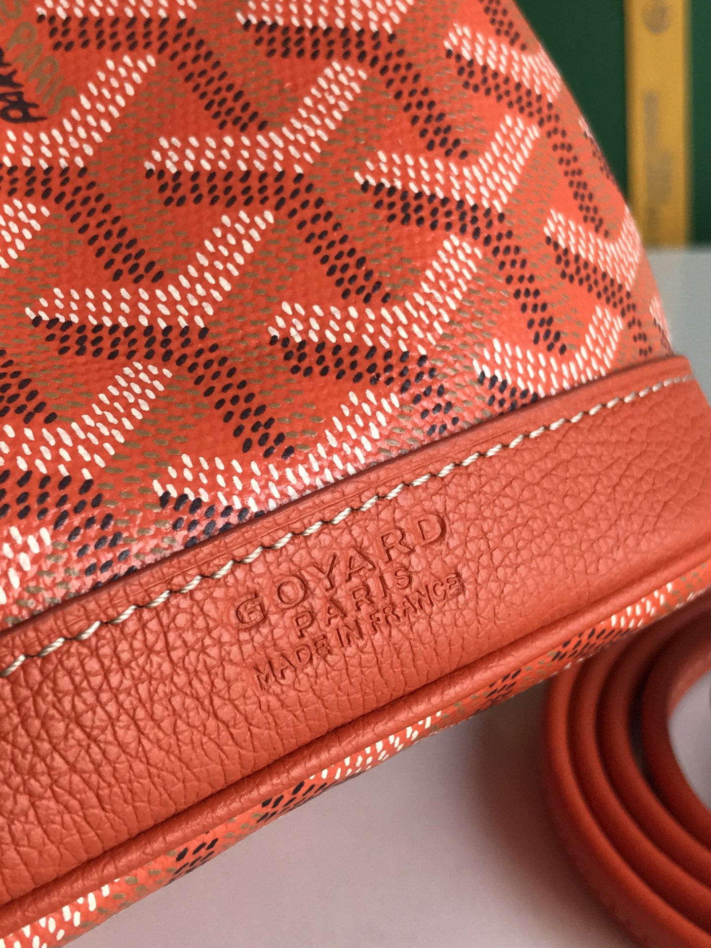 PETIT FLOT MINI Bucket Bag, Lightweight Leather Crossbody, 12x10.5x17.5cm 7 i1750922858 8111 4