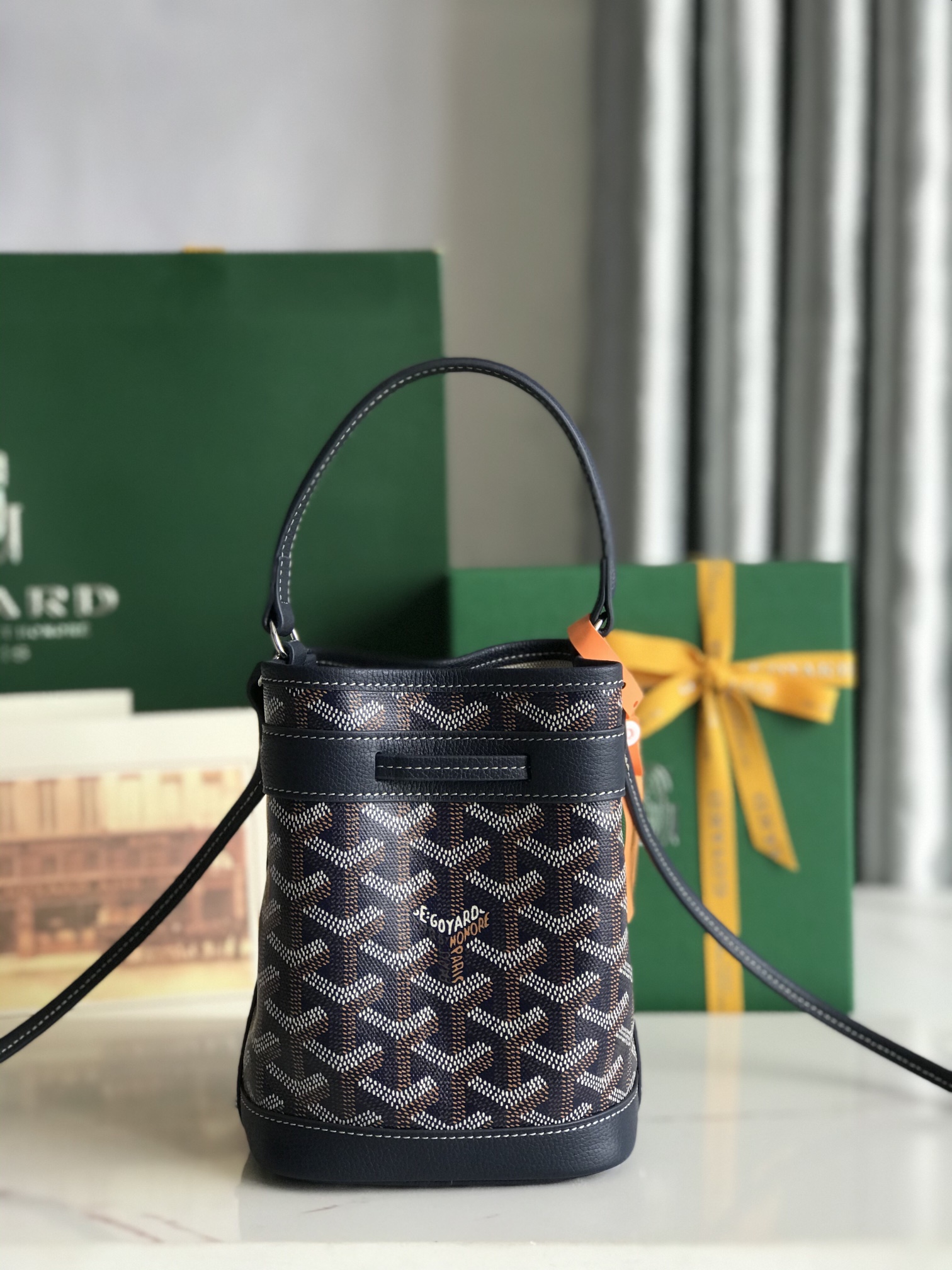 PETIT FLOT MINI Bucket Bag, Lightweight & Compact, Versatile Crossbody 4 i1750926659 6442 0