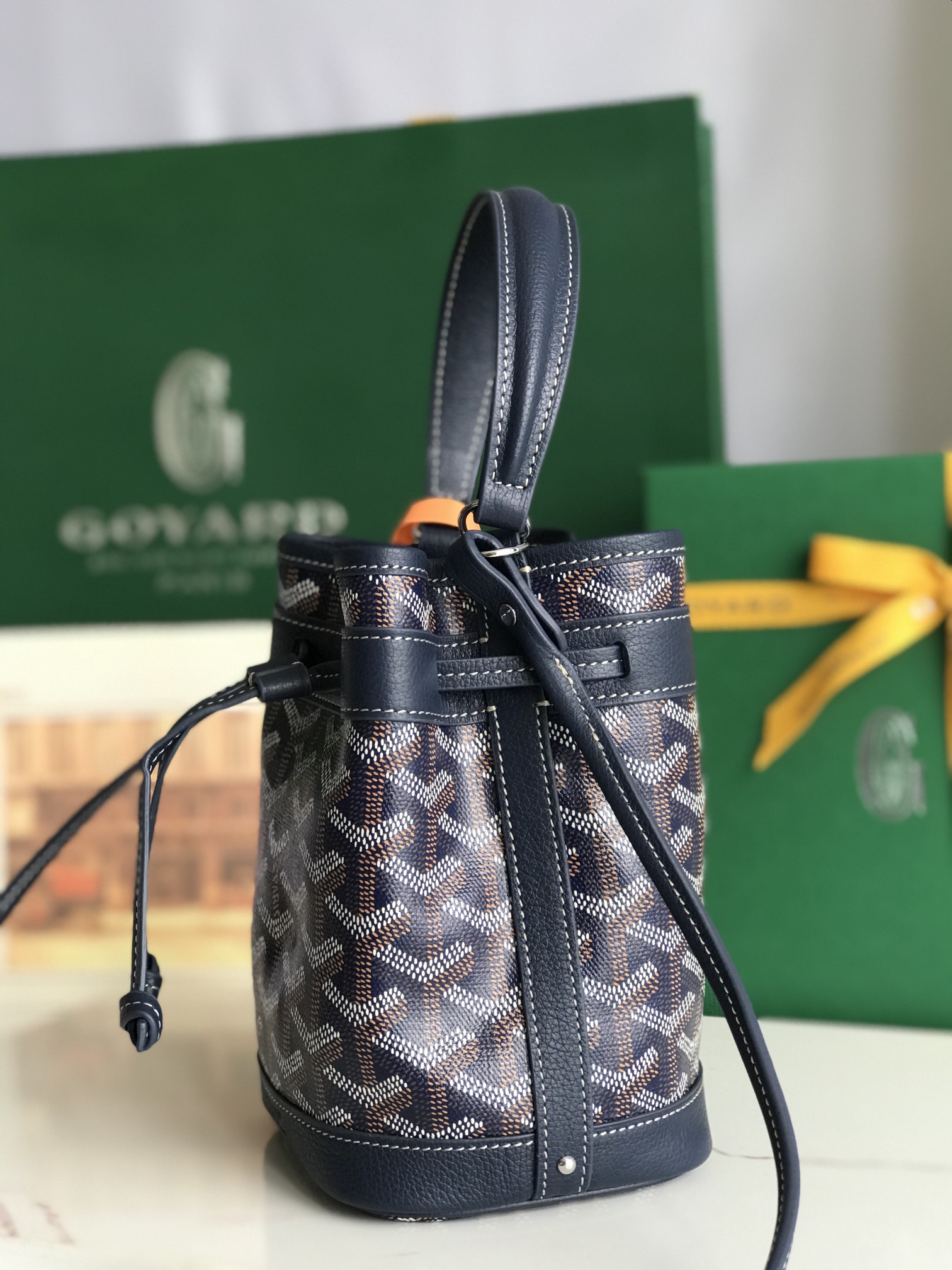 PETIT FLOT MINI Bucket Bag, Lightweight & Compact, Versatile Crossbody 3 i1750926660 809 0