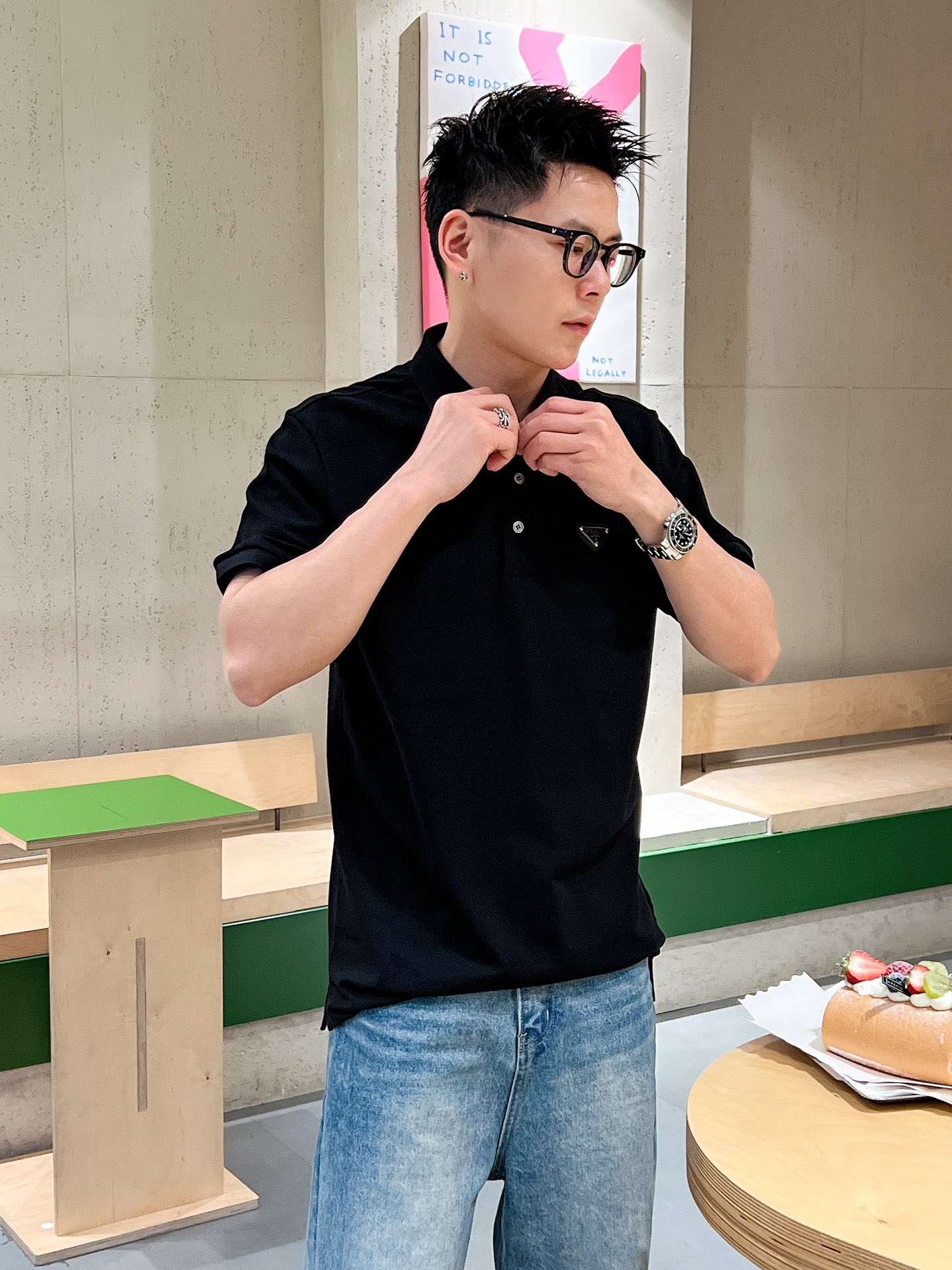 PRD🆕 25/ss春夏新款丝光珠地翻领Polo 胸前经典三角标标识 上身舒适轻柔 标准版型黑白两色码数