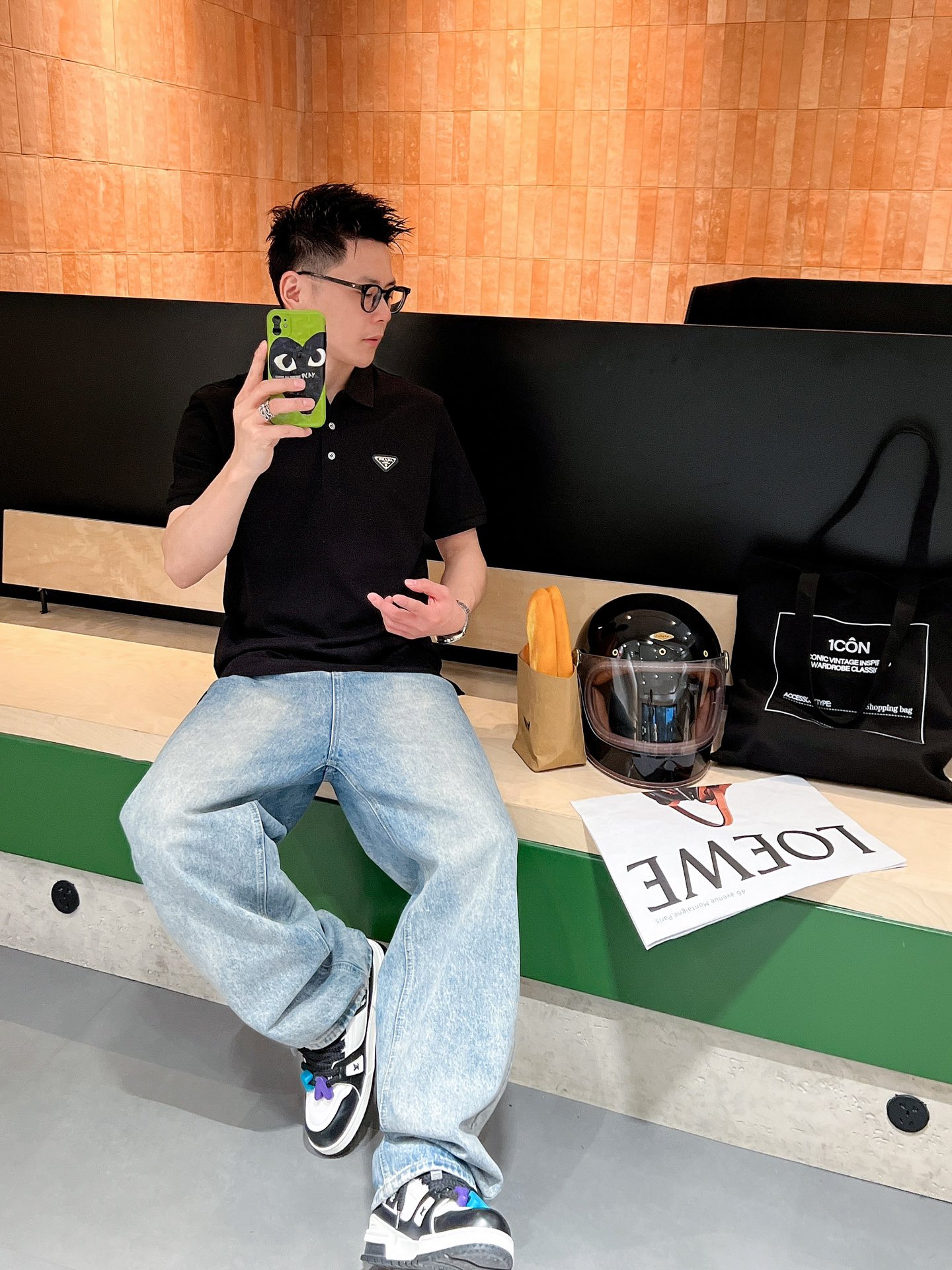 PRD🆕 25/ss春夏新款丝光珠地翻领Polo 胸前经典三角标标识 上身舒适轻柔 标准版型黑白两色码数