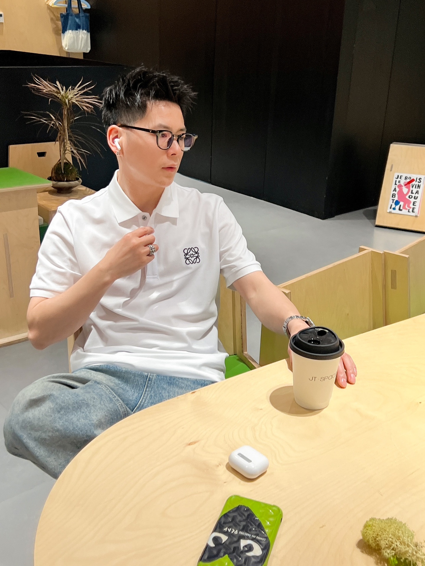 罗意威🆕 25/ss春夏新款丝光珠地翻领Polo 上身舒适轻柔 标准版型黑白两色码数：M L XL XX