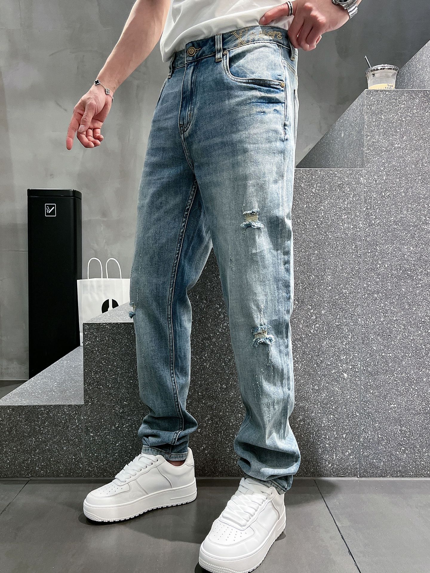 Is it illegal to buy
 Louis Vuitton Clothing Jeans Spring/Summer Collection