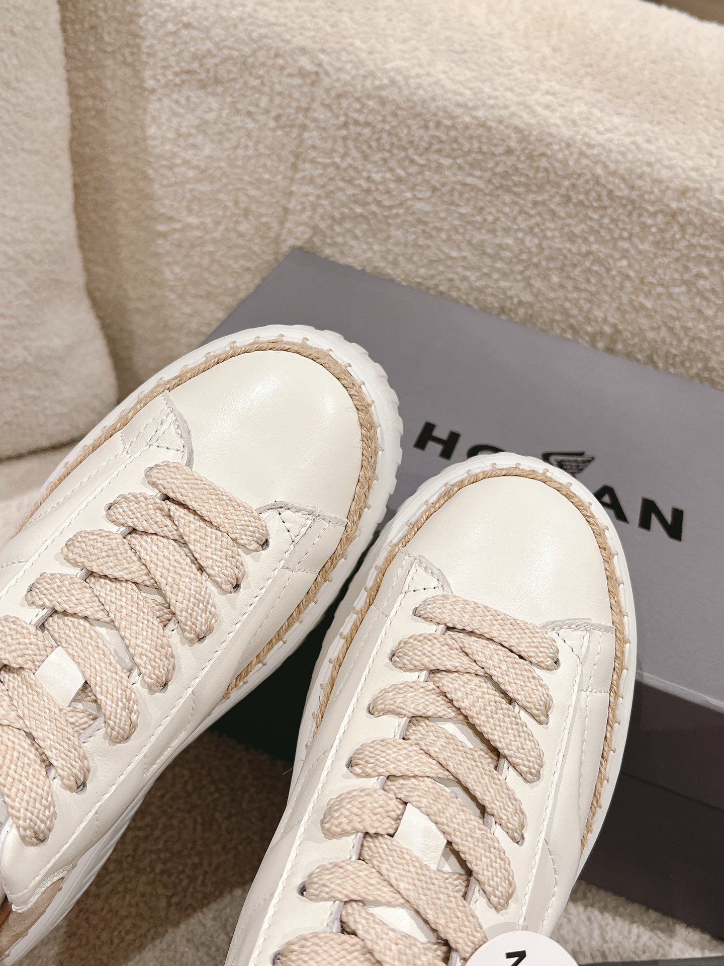 Shoe Comparison: Height, Comfort, and Size Range - 图片 7