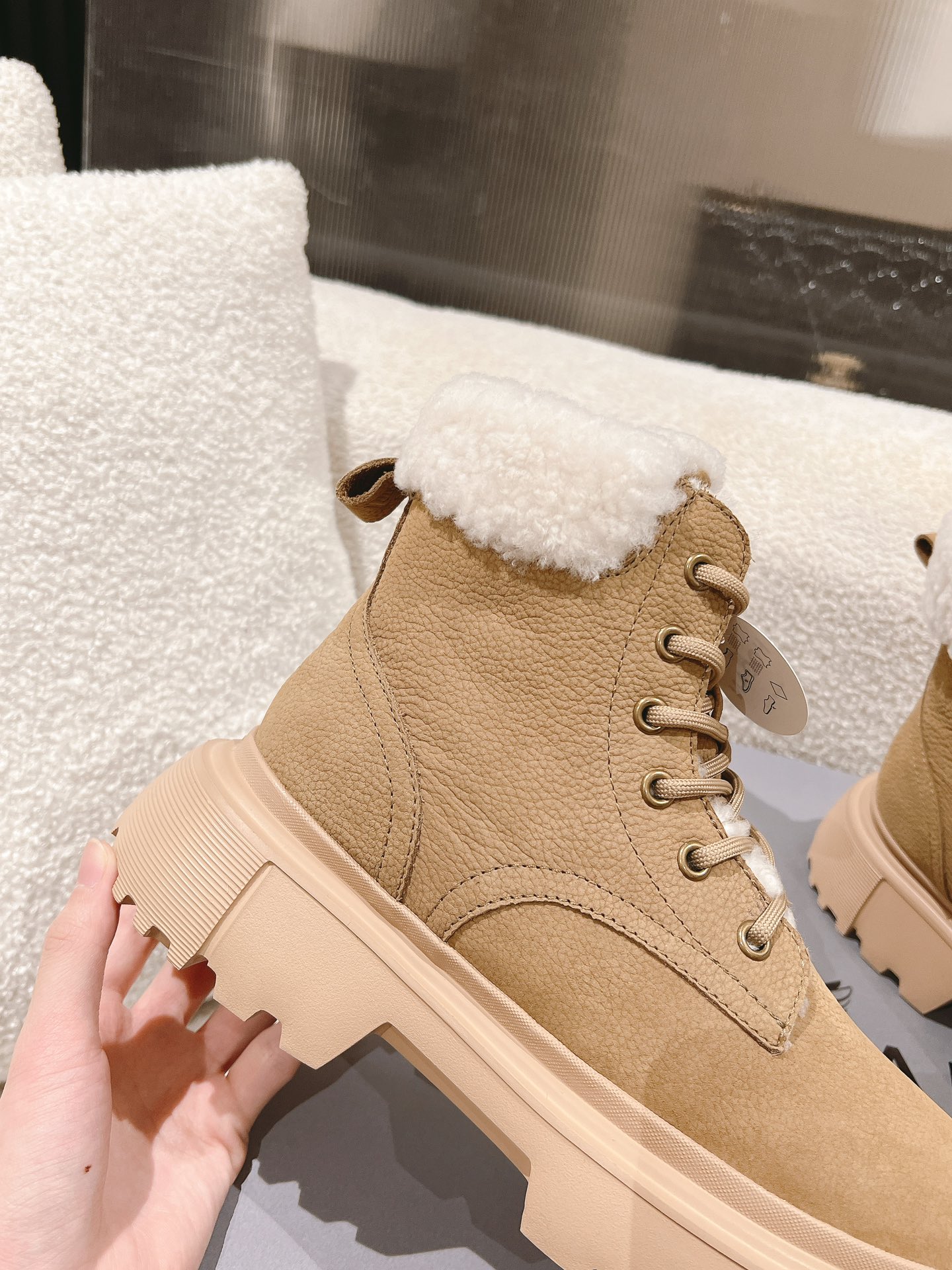 High-End Hogan Winter Boots: Lightweight Snow and Martin Styles, Sizes 5-40. - 图片 8
