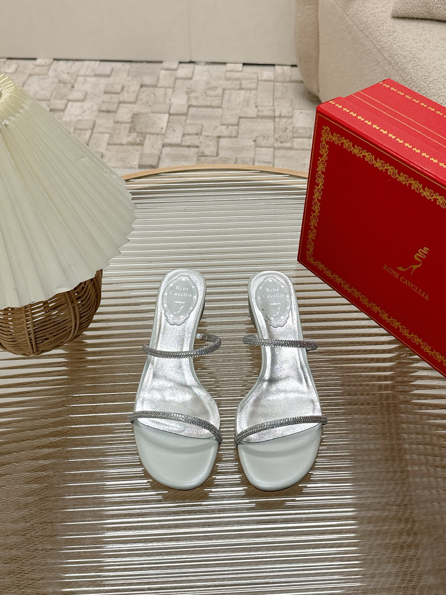 NO:264377,High-version RC new style rhinestone sandals round heel flip flops super easy to wear Gem slippers Super beautiful on the feet Heel height 4.5cm Size 34-39 (34.40.41 customization), high heels slippers, high heels, slippers19860909高版  RC 新款 水钻凉拖 圆跟一字拖 超好穿 宝石款拖鞋 上脚超美  跟高4.5cm  码数34-39（34.40.41定制）,高跟鞋拖鞋,high heels,slippers,Women's Shoes