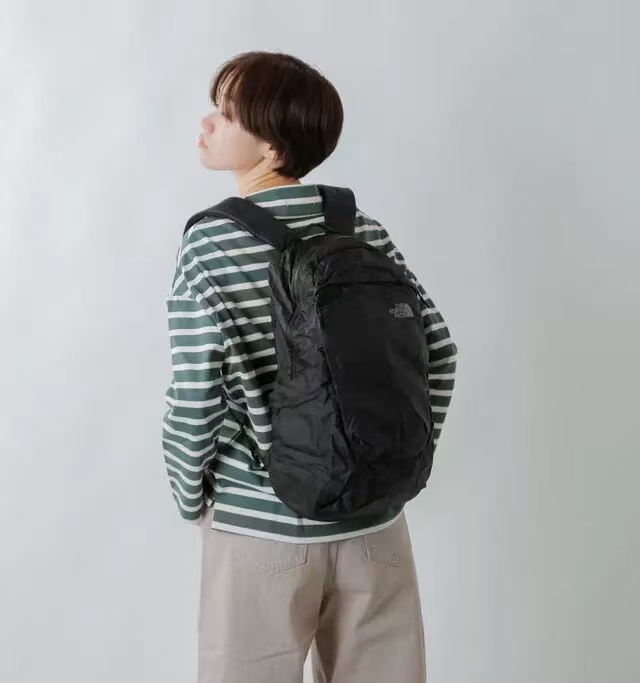 Glam Daypack可收纳便捷式双肩包书包 3